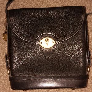 VINTAGE Dooney and Bourke crossbody